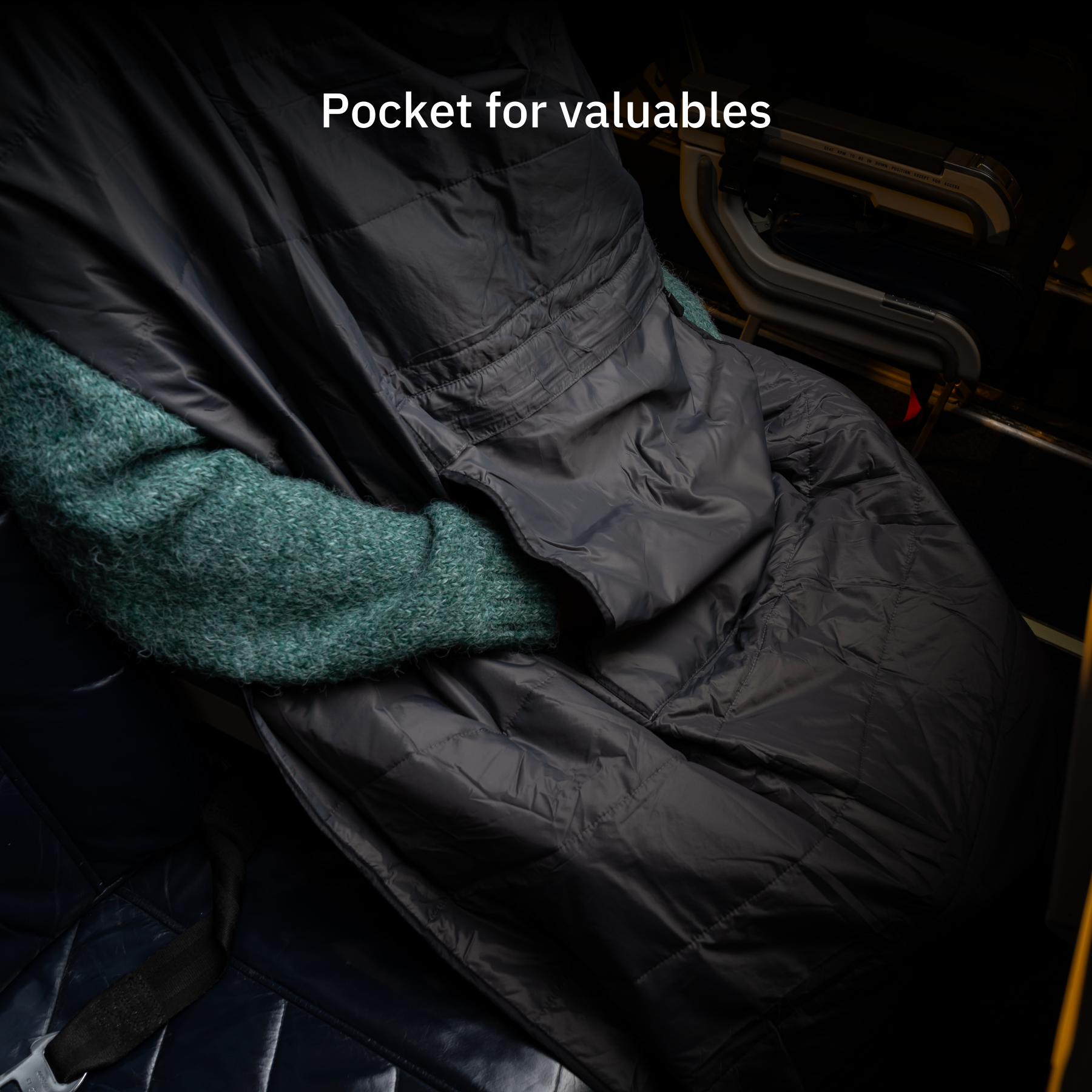 LifeVac 'MINI WRAP' TRAVEL BLANKET